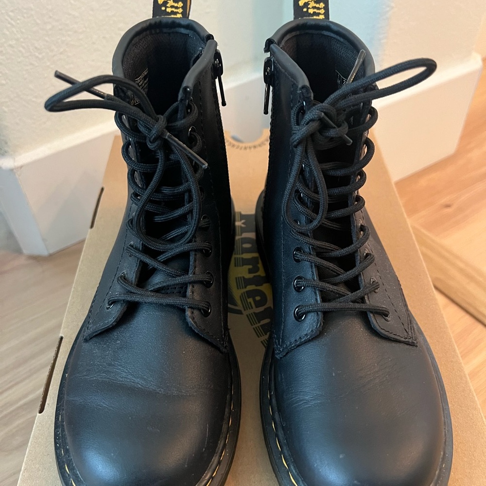 Dr. Martens Black Leather Kids Lace-Up Boots